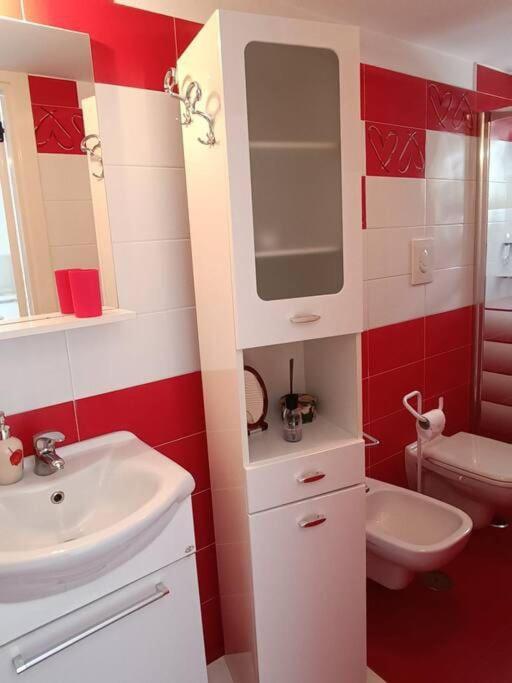 Casa Vacanza Raggio Di Sole Giovinazzo Exteriör bild